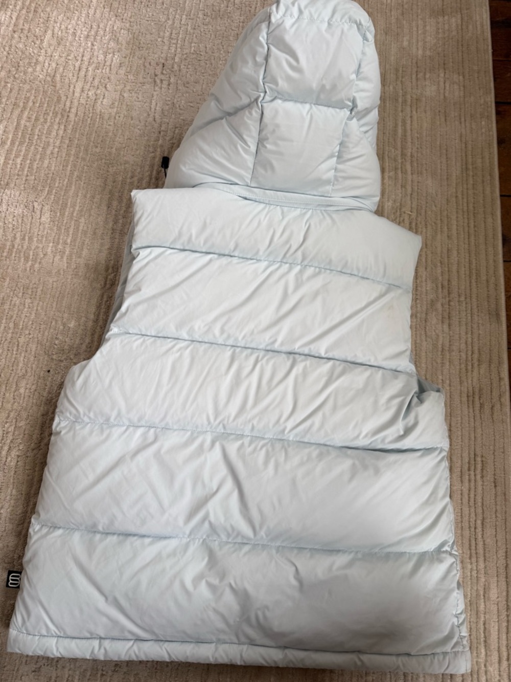 Aritzia Superpuff Vest - baby blue - Picture 3 of 3